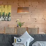 Traumhaff Kuestenchalets - Einzigartige An Der Ostsee. Ganz Aus Laerchenholz Mit Kamin Und Sauna * Vogelsang-Warsin