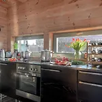Traumhaff Kuestenchalets - Einzigartige An Der Ostsee. Ganz Aus Laerchenholz Mit Kamin Und Sauna Шале