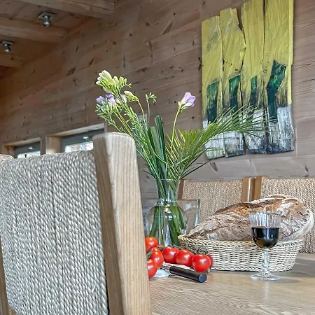 Chalet Traumhaff Kustenchalets: Lärchenwoodchalets Mit Kamin Und Sauna An Der Ostsee *