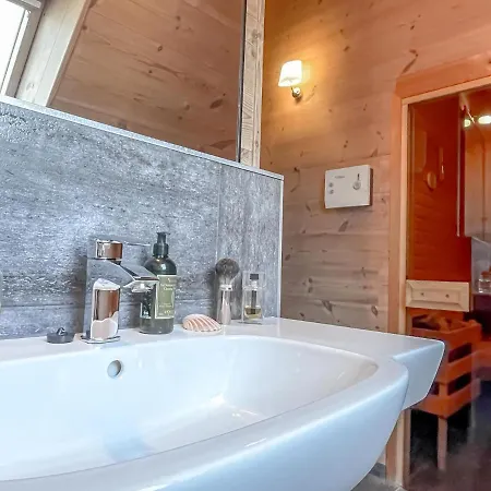 Traumhaff Küstenchalets - Einzigartige An Der Ostsee. Ganz Aus Lärchenholz Mit Kamin Und Sauna Chalet Vogelsang-Warsin