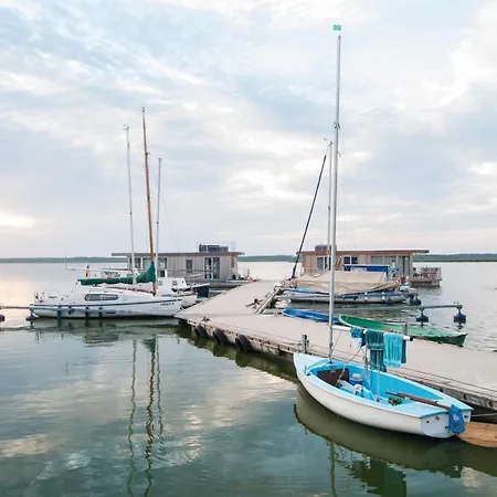 Chalet Traumhaff Küstenchalets - Einzigartige An Der Ostsee. Ganz Aus Lärchenholz Mit Kamin Und Sauna Vogelsang-Warsin