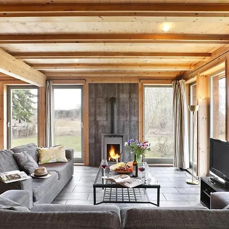 Traumhaff Kustenchalets: Lärchenwoodchalets Mit Kamin Und Sauna An Der Ostsee *