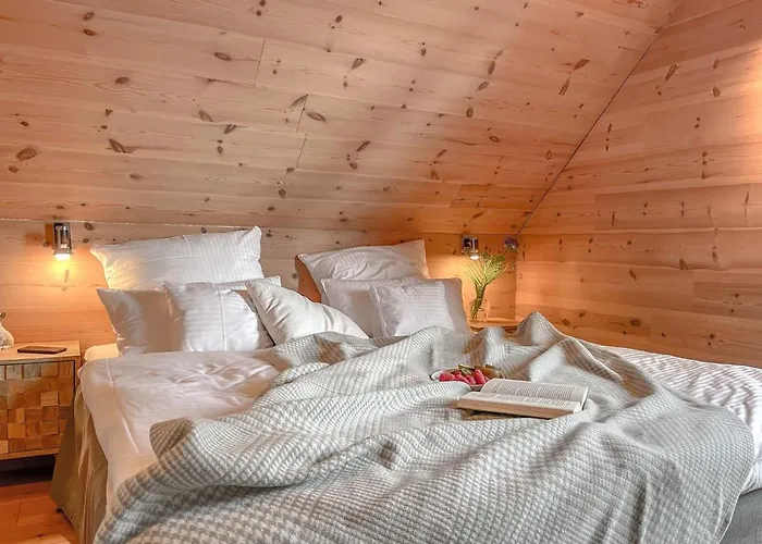 Traumhaff Küstenchalets - Einzigartige An Der Ostsee. Ganz Aus Lärchenholz Mit Kamin Und Sauna Chalet Vogelsang-Warsin