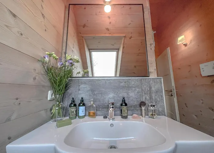 Traumhaff Küstenchalets - Einzigartige An Der Ostsee. Ganz Aus Lärchenholz Mit Kamin Und Sauna Vogelsang-Warsin