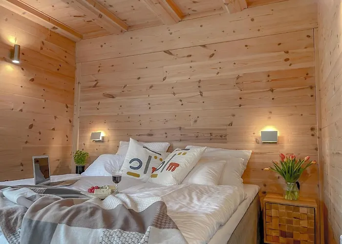 Traumhaff Küstenchalets - Einzigartige An Der Ostsee. Ganz Aus Lärchenholz Mit Kamin Und Sauna Chalet *