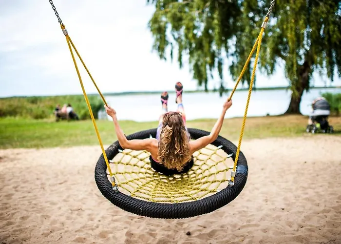 Chalet Traumhaff Küstenchalets - Einzigartige An Der Ostsee. Ganz Aus Lärchenholz Mit Kamin Und Sauna Vogelsang-Warsin